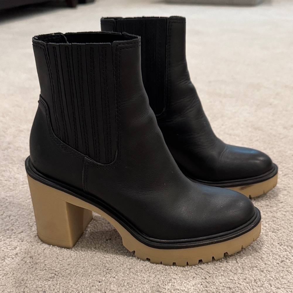Dolce Vita Black Leather V-Caster Block Heel Boots with Tan Lug Sole